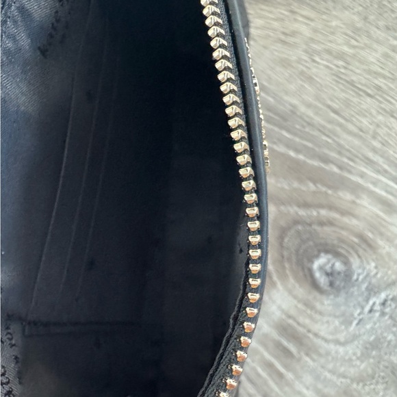 ♠️Kate Spade New York Convertible Black  Pebbled Leather Wristlet purse - Picture 3 of 4